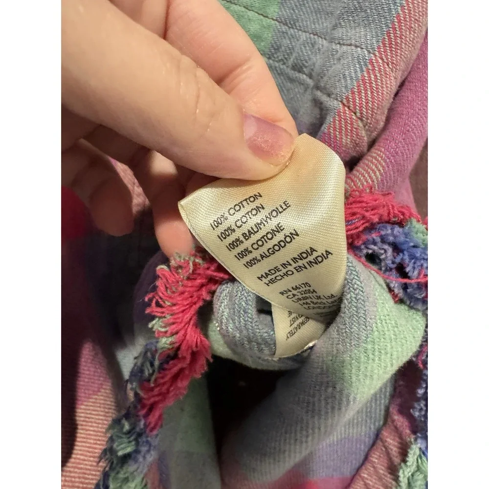 We The Free Women's Plaid Shirt Jacket Raw Hem Distressed Boho Pink Green S - Picture 12 of 13